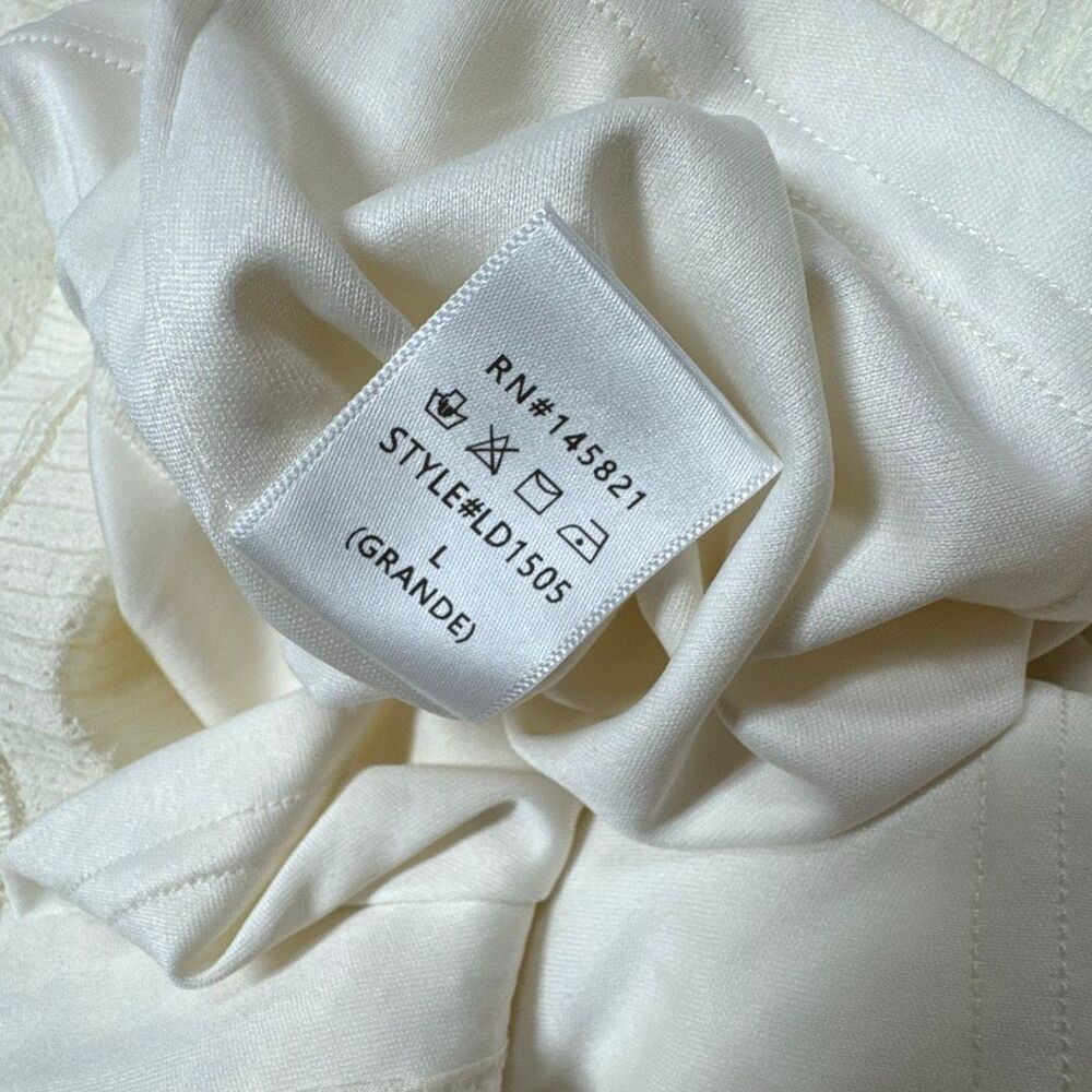Listicle Women’s Cream Stripe Ruffle Puff Sleeve Dress Sz Lg NEW - Picture 10 of 11